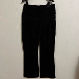 Lululemon Groove Super-High-Rise Flared Pant Nulu size 12